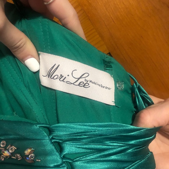 Prom dress - Picture 3 of 3